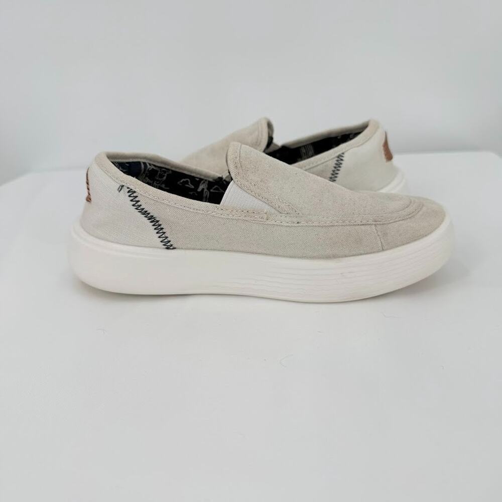Hey Dude Youth Slip On Shoes Size 1 Beige Linen Casual Lightweight Comfort